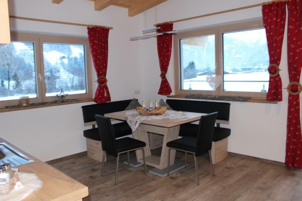 Alpinjuwel In Hippach Apartment Ngoại thất bức ảnh